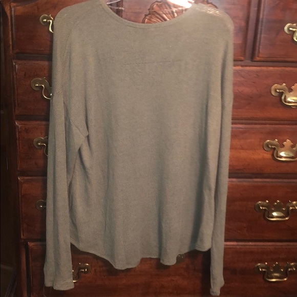 Mudd size L button down v neck long sleeve shirt - Picture 10 of 10